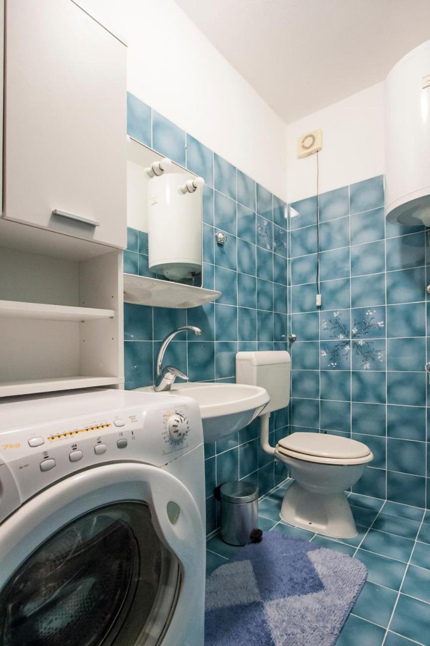 Apartment Nola By Rent Istria ポレッチ エクステリア 写真