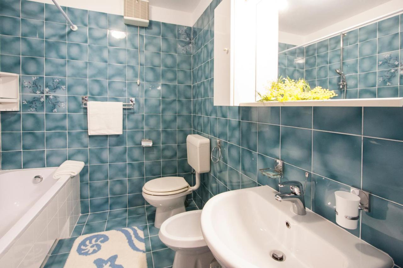 Apartment Nola By Rent Istria ポレッチ エクステリア 写真
